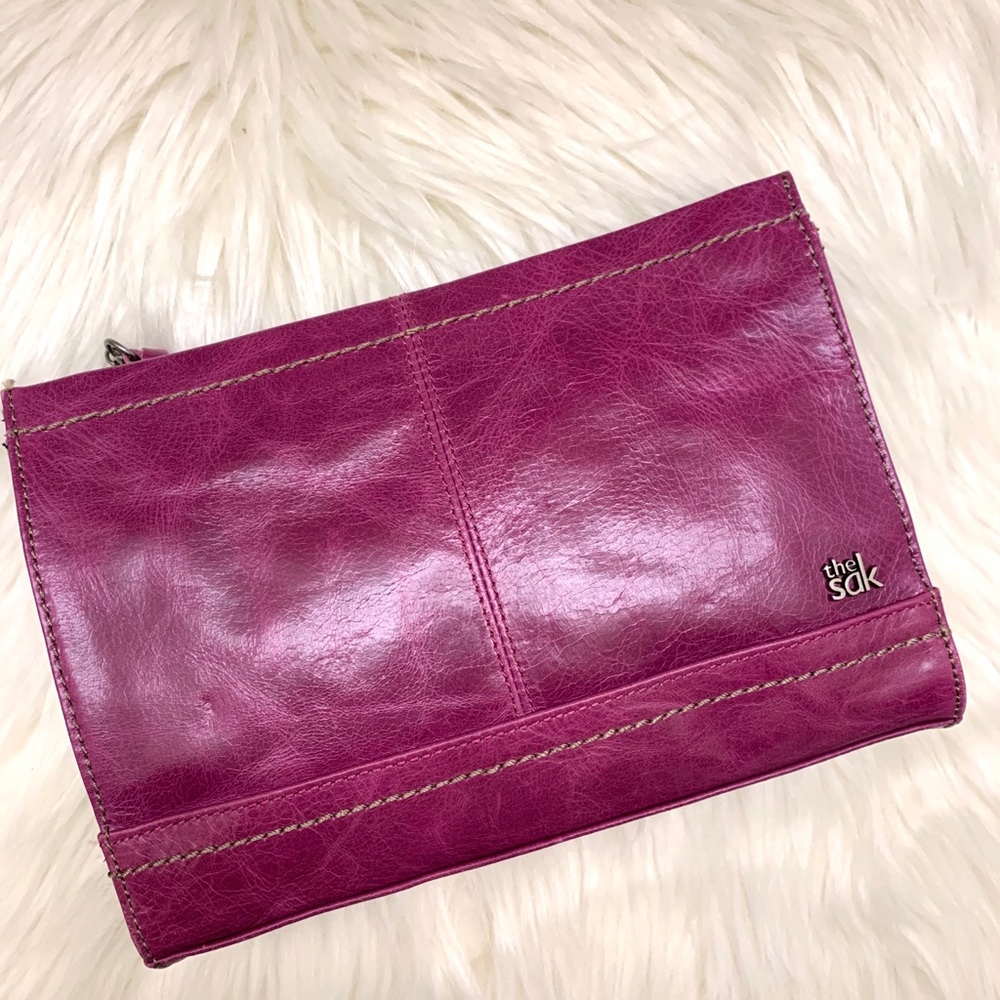The Sak Iris Clutch 3-in-1 Convertible